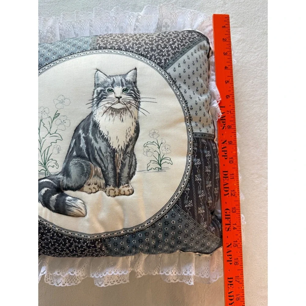 Vintage Style Fluffy Cat Blue Patchwork Grannycore Square Pillow Lace Retro